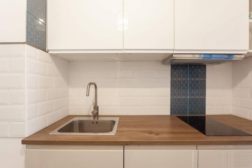 Magnifique Studio Avec Balcon-Vieux Port-Panier Apartment Marseille Luaran gambar